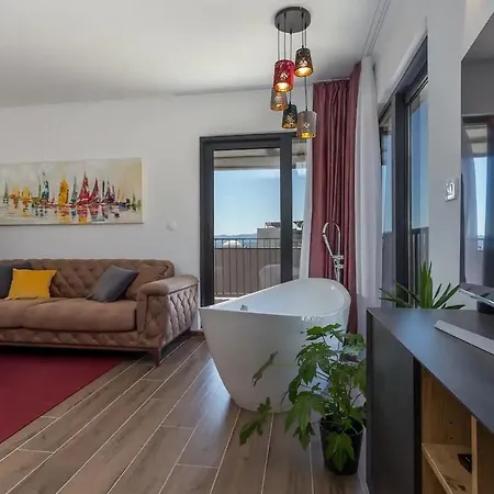 아파트 In With Sea View, Balcony, Air Conditioning, Wifi 5127-1
