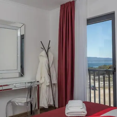 아파트 In With Sea View, Balcony, Air Conditioning, Wifi 5127-1 *