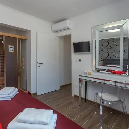 아파트 In With Sea View, Balcony, Air Conditioning, Wifi 5127-1 *
