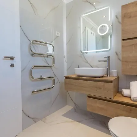 In With Sea View, Balcony, Air Conditioning, Wifi 5127-1 아파트